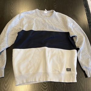 H&M crewneck